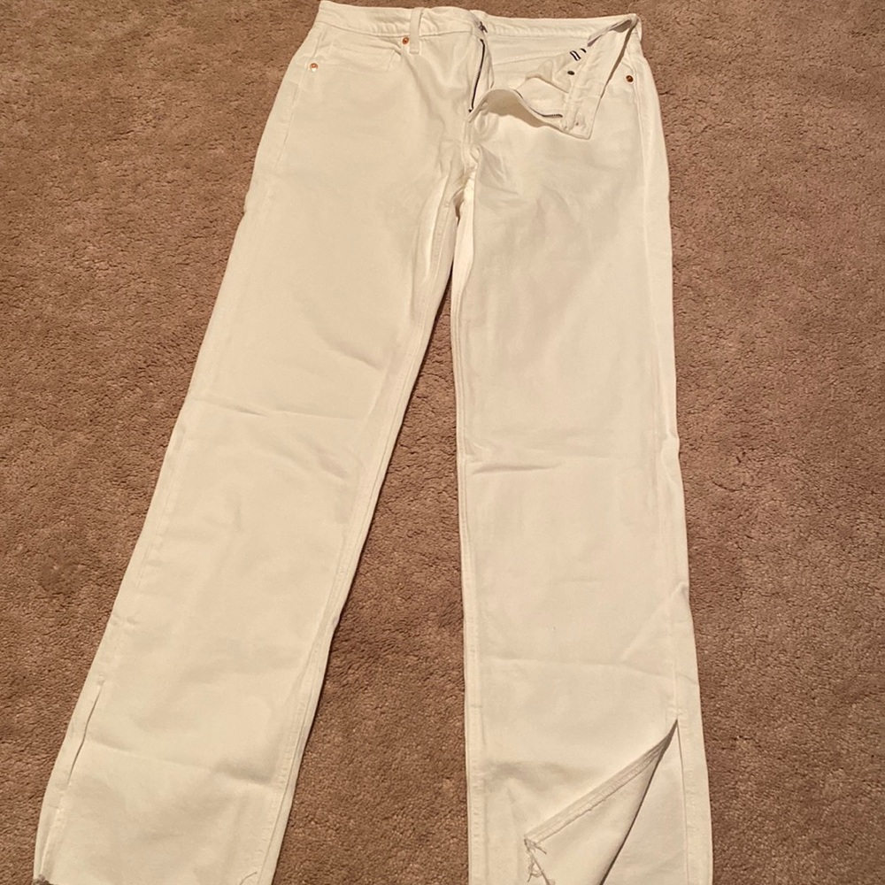 Gap 90s loose midrise size 30 tall rough cut boot me with slit up the calve